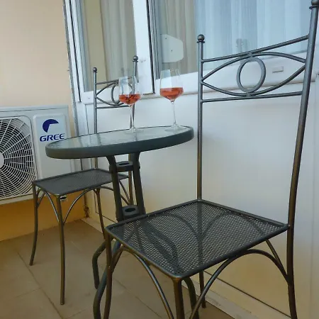 Aranyhid 911 Apartman Siófok